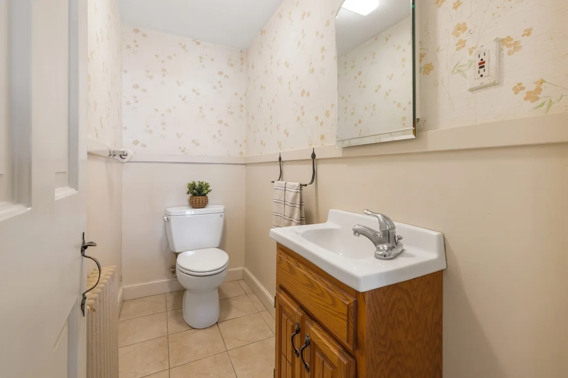 Photo of 521 High Rock St