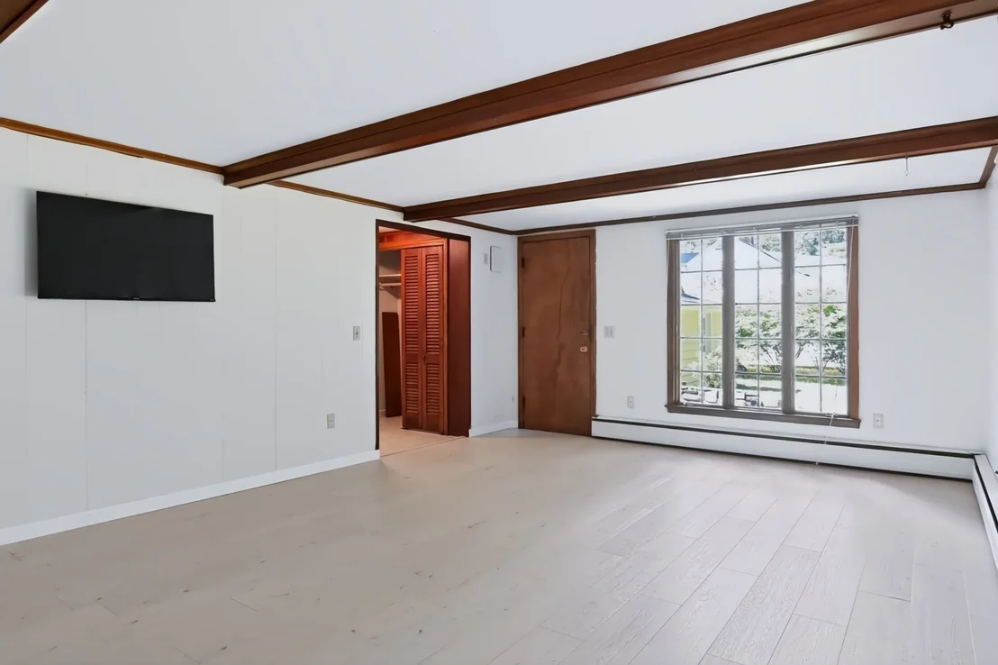 Photo of 10 Damon Rd