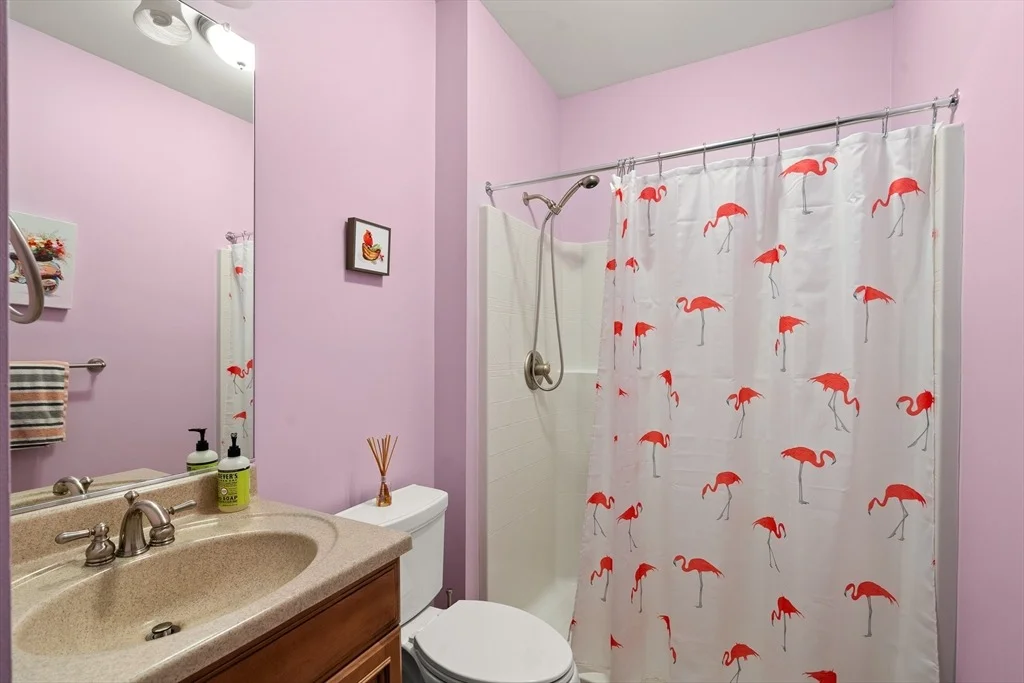 Photo of 294 Cardinal Way