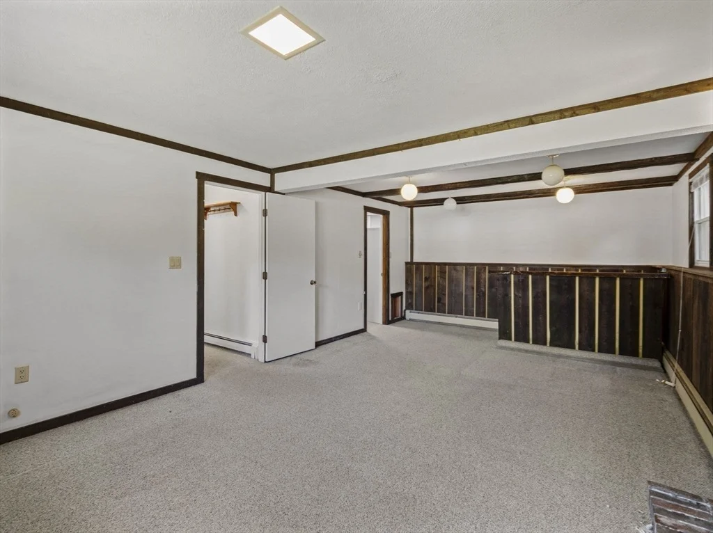 Photo of 320 Pleasant St.