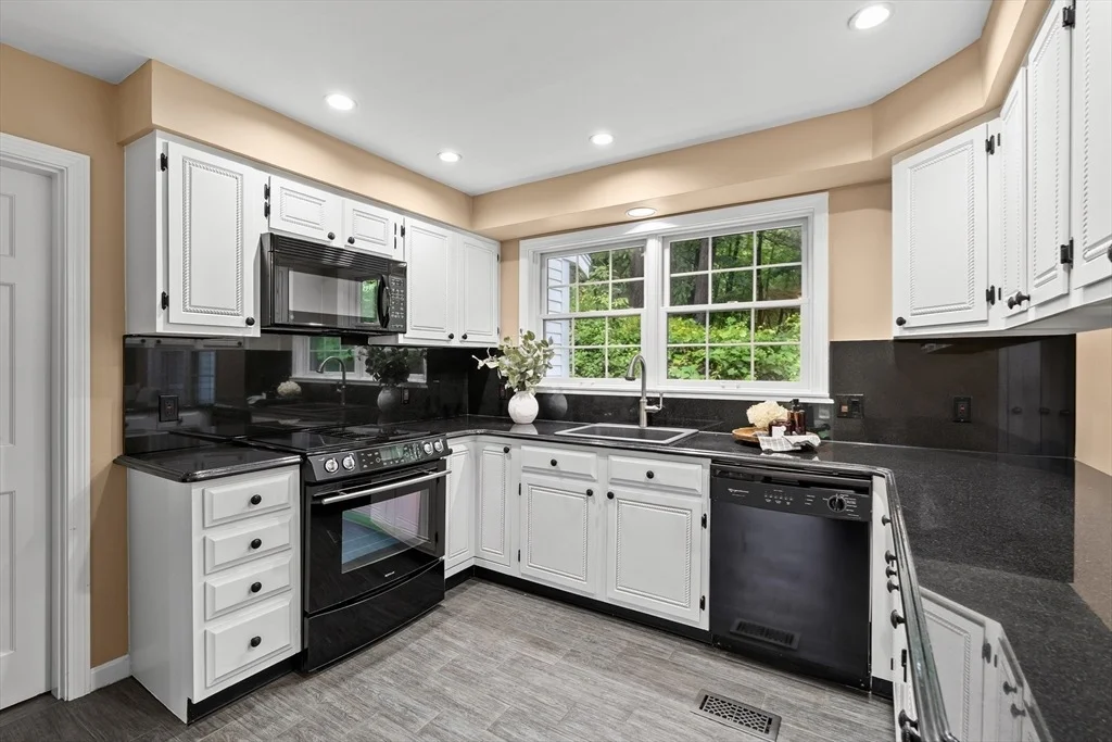 Photo of 9 Hammersmith Dr