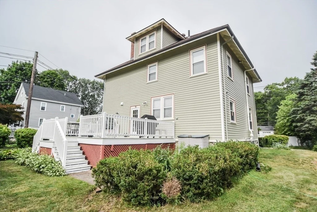 Photo of 76 Washington  St