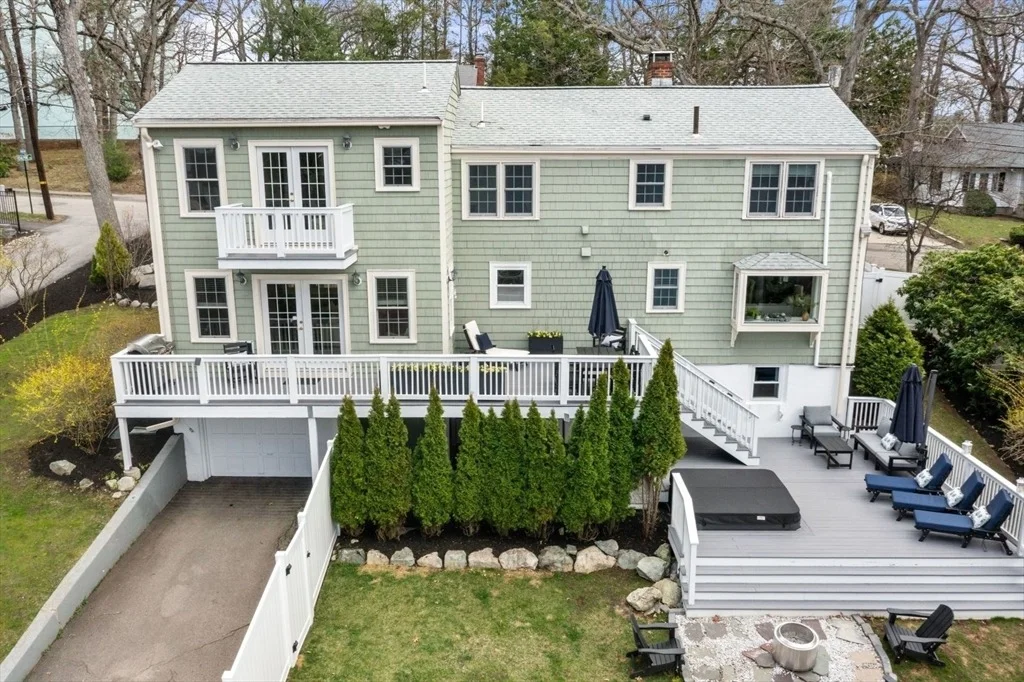 Photo of 166 Hillcrest Road