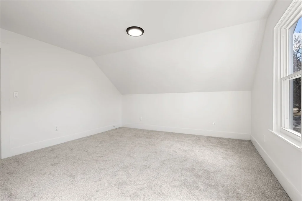 Photo of 2 Maple St