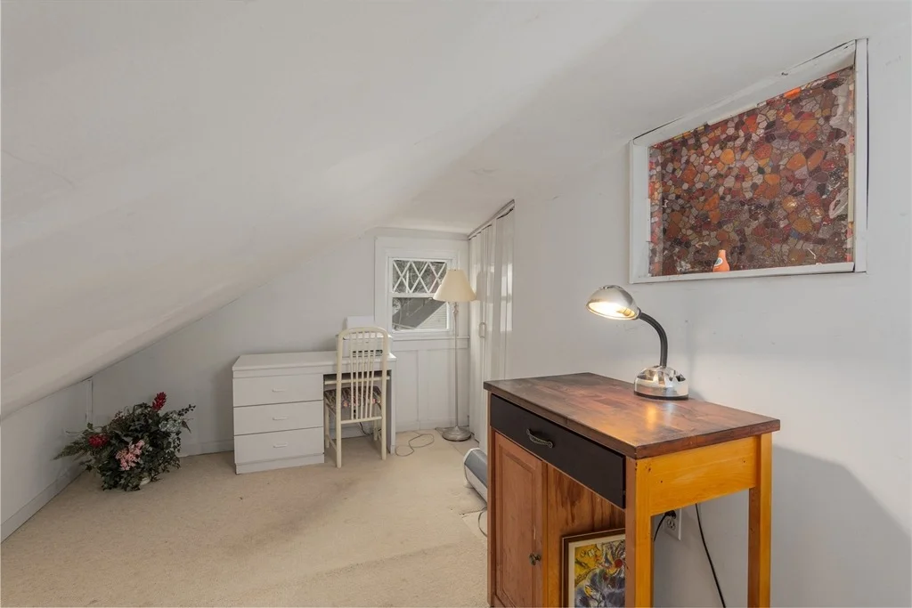Photo of 6 Hayes Ave