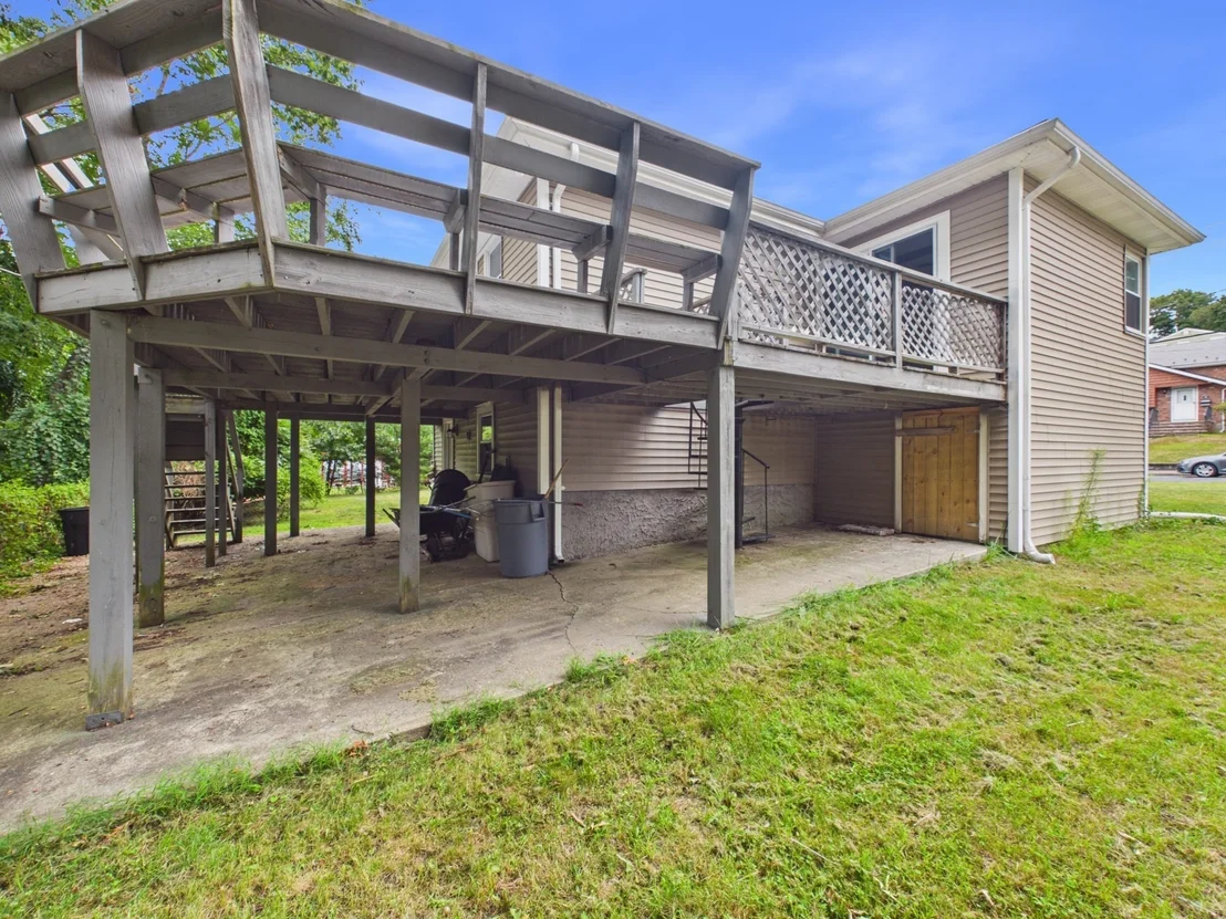 Photo of 15 Sunset Dr