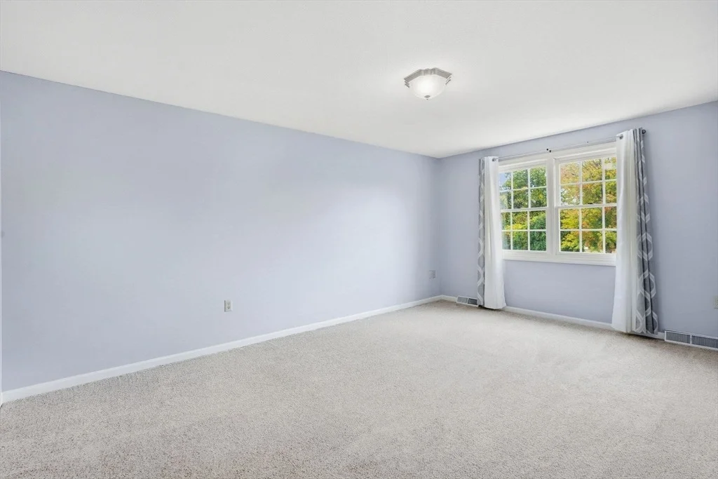 Photo of 49 Hearthstone Dr