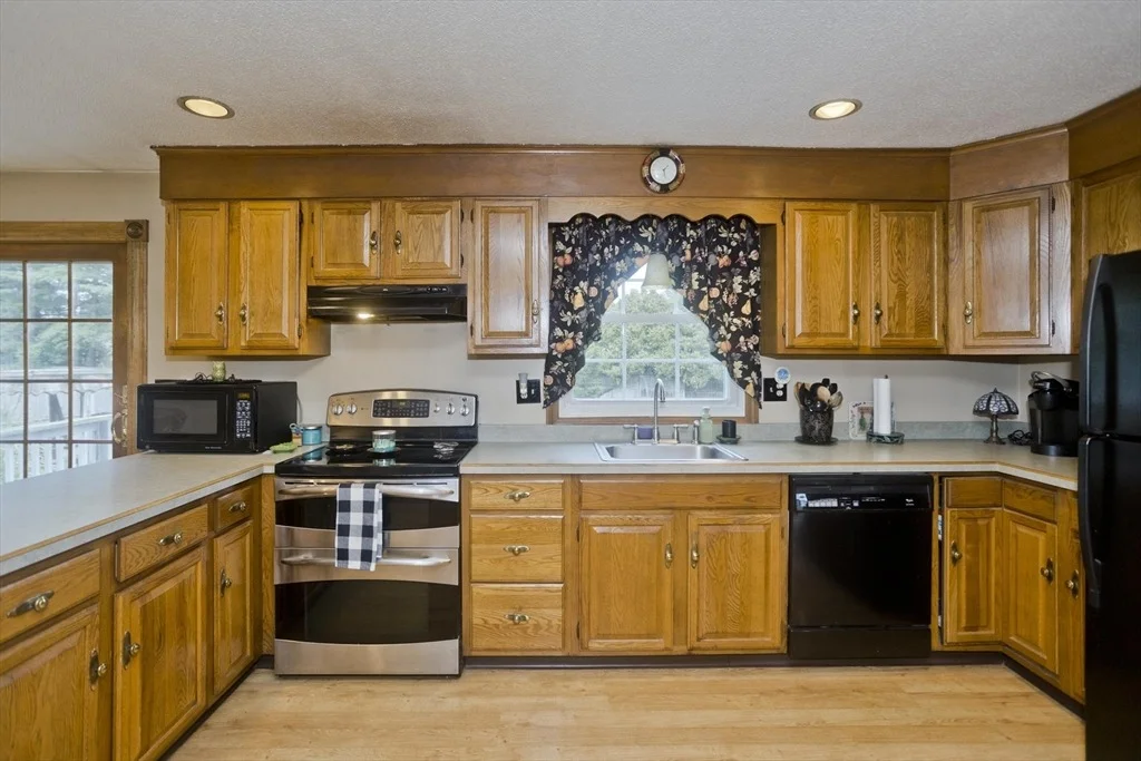Photo of 76 Sesame Dr.