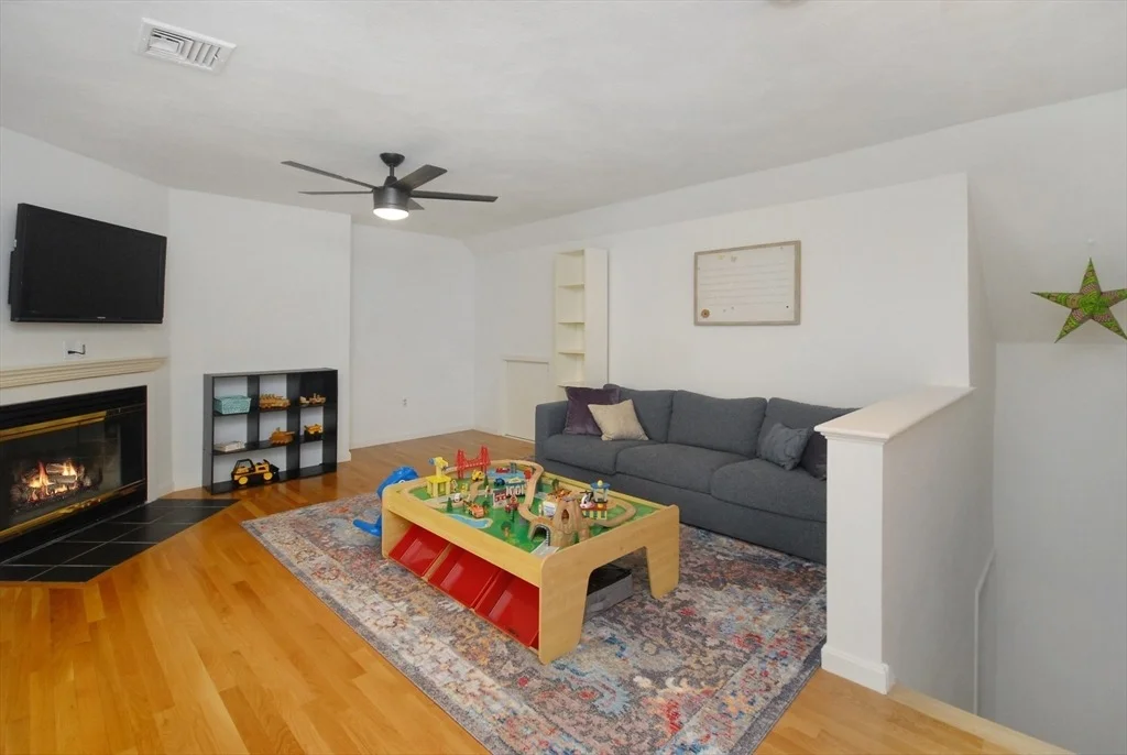 Photo of Unit 4 at 6 Deer Path