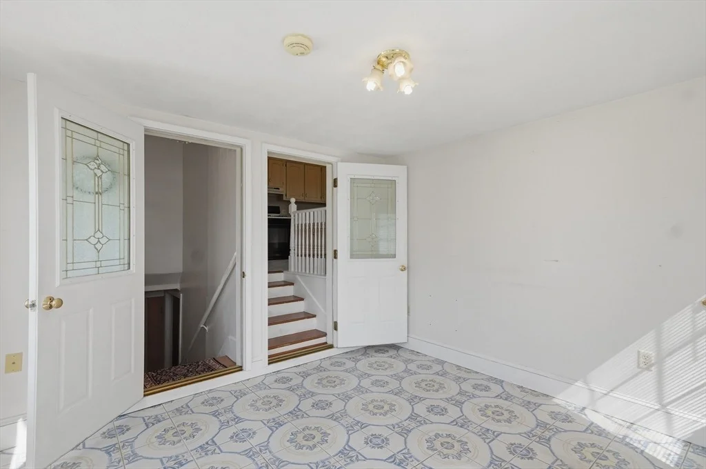 Photo of 7 Dewey Avenue
