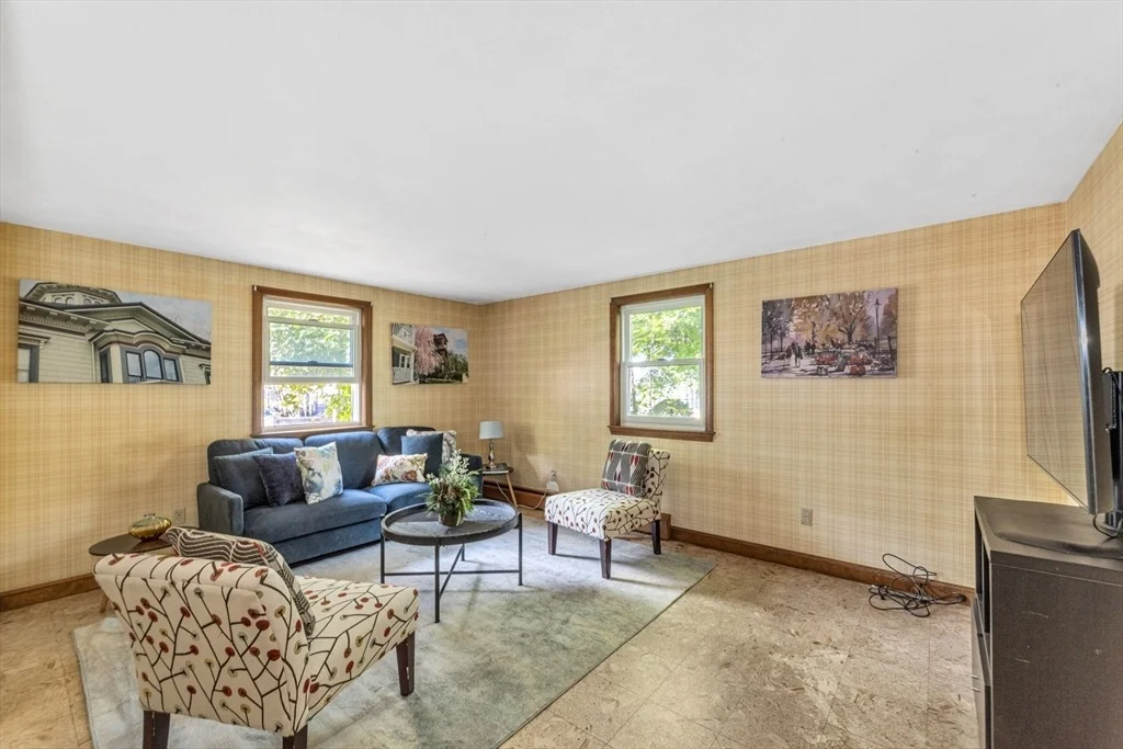 Photo of 44 Milton Ave