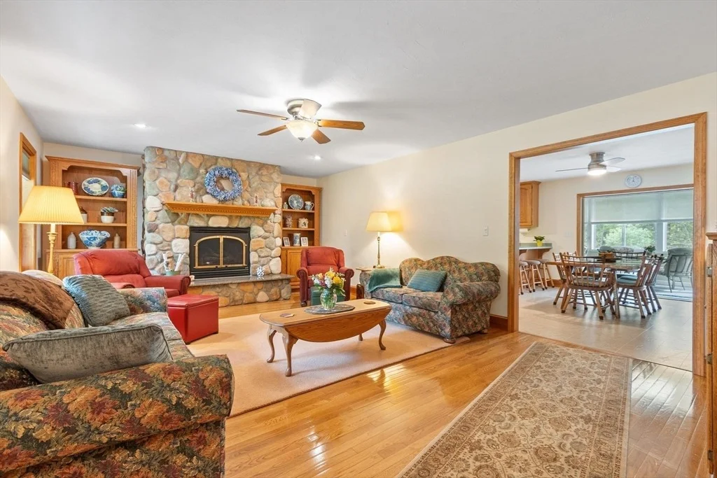 Photo of 175 State Rd