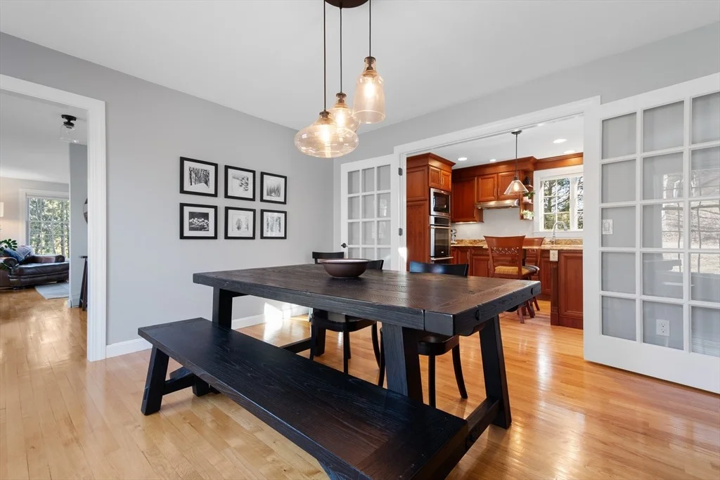 Photo of 25 Woodside Cir