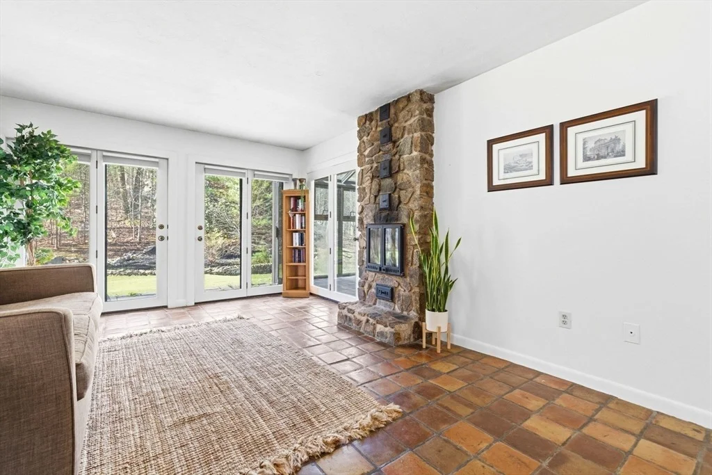Photo of 40 Kennel Hill Drive