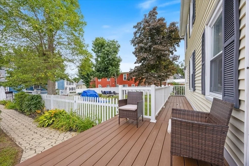 Photo of 90 Middlesex St