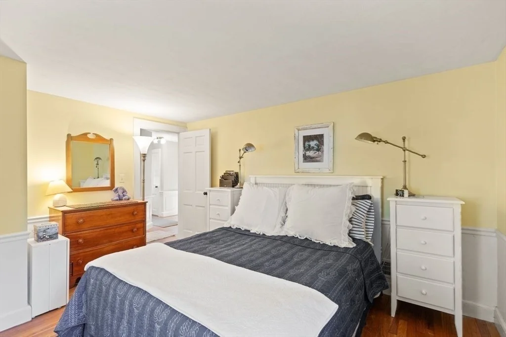 Photo of 18 Oxbow Rd