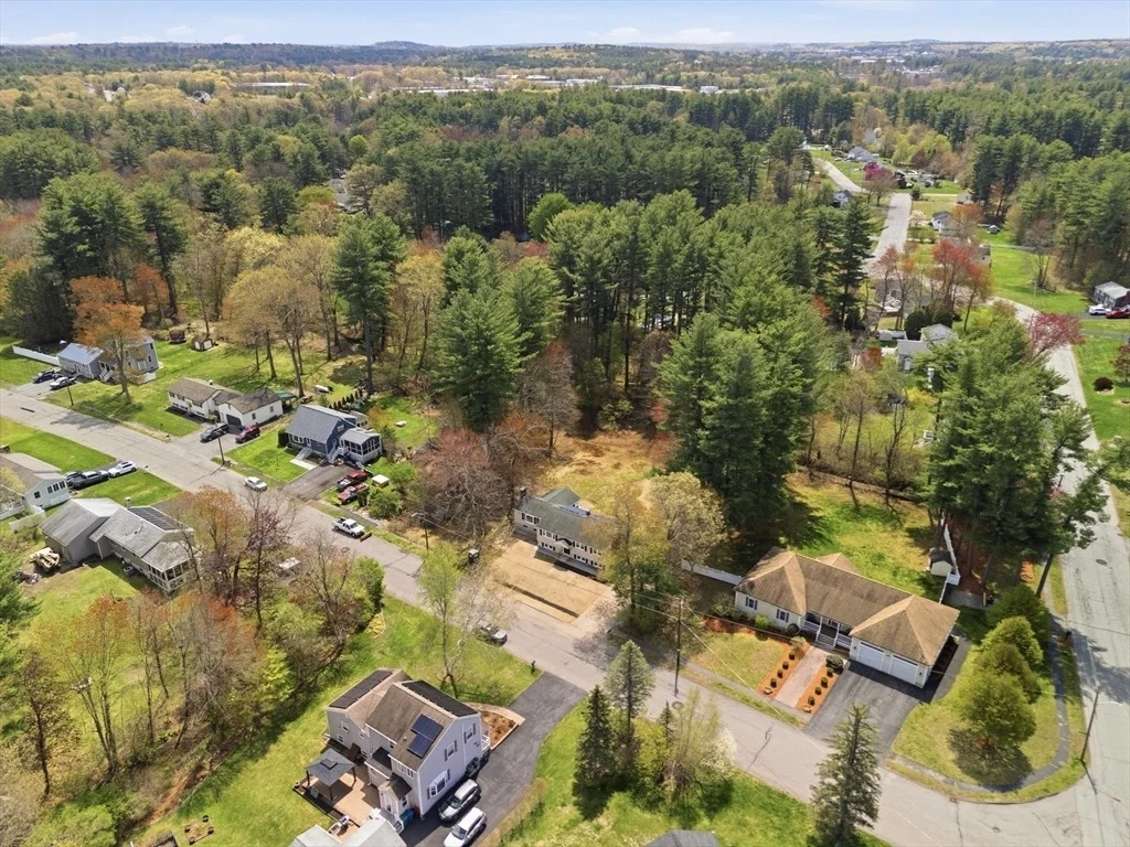 Photo of 44 Wildbrook Road