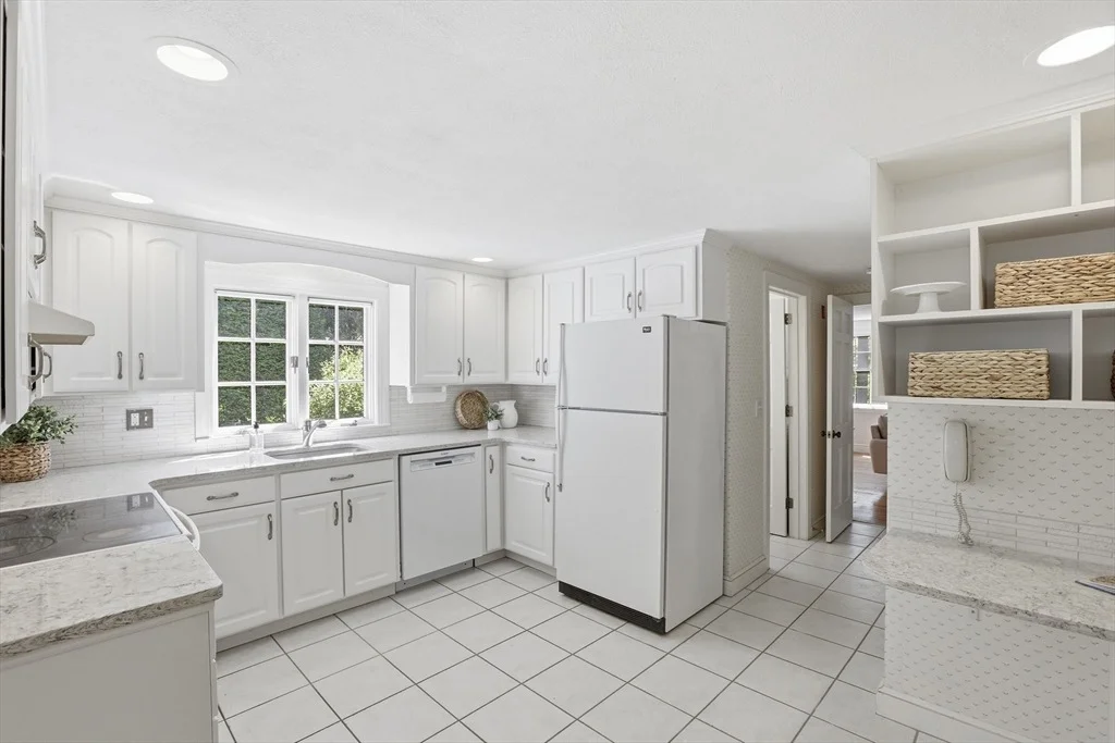 Photo of 9 Deacon Hunt Drive