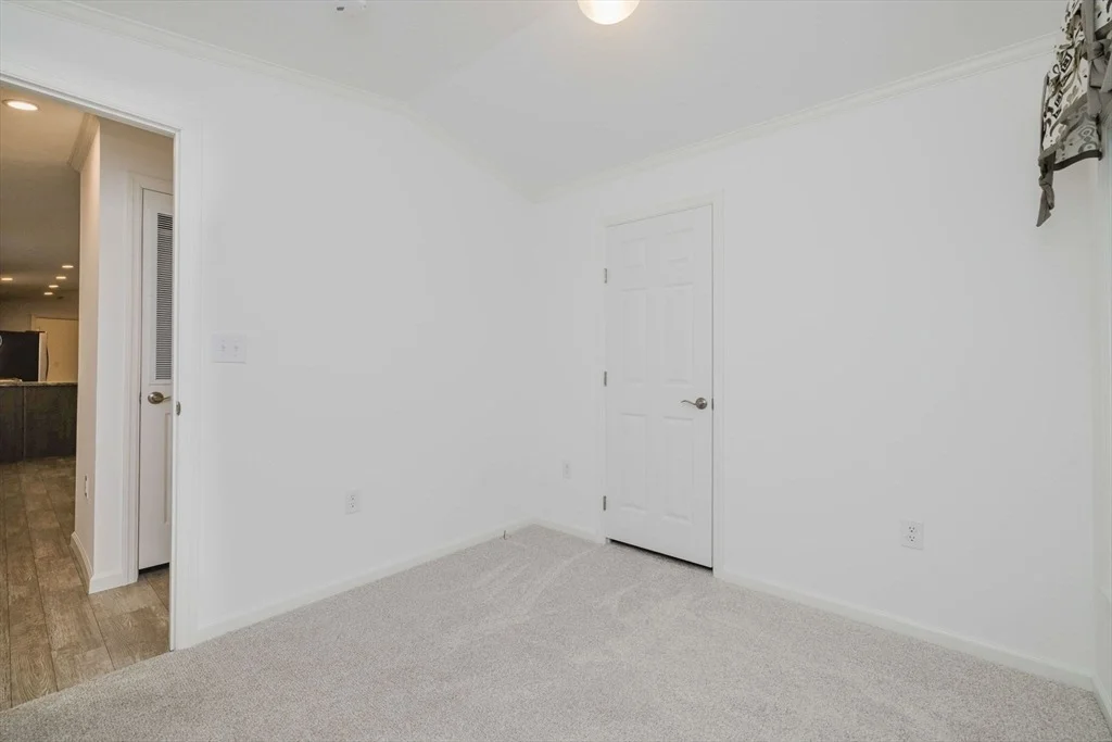 Photo of 80 Bally Dr