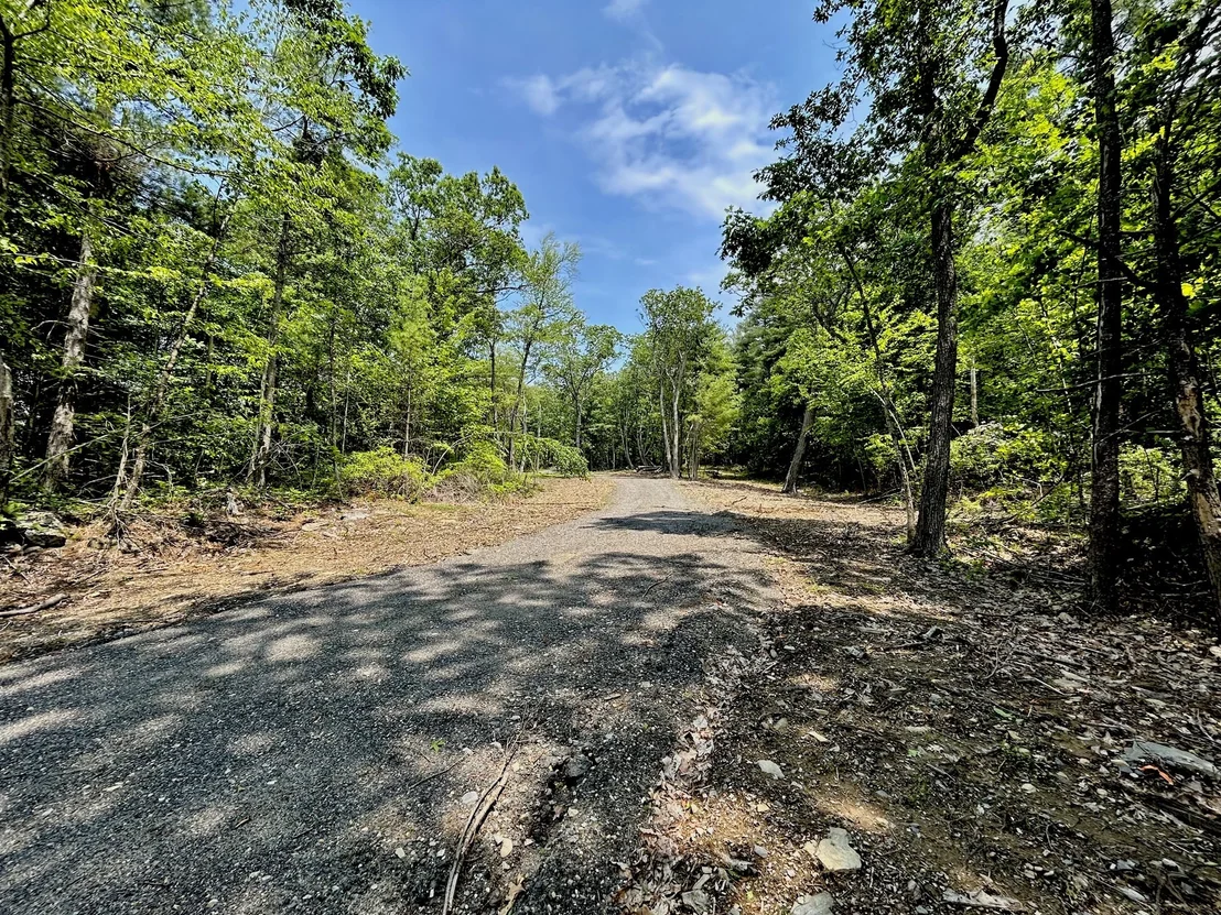 Photo of 5 Pine Woods Ln