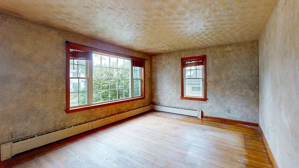 Photo of 19 Brookline St