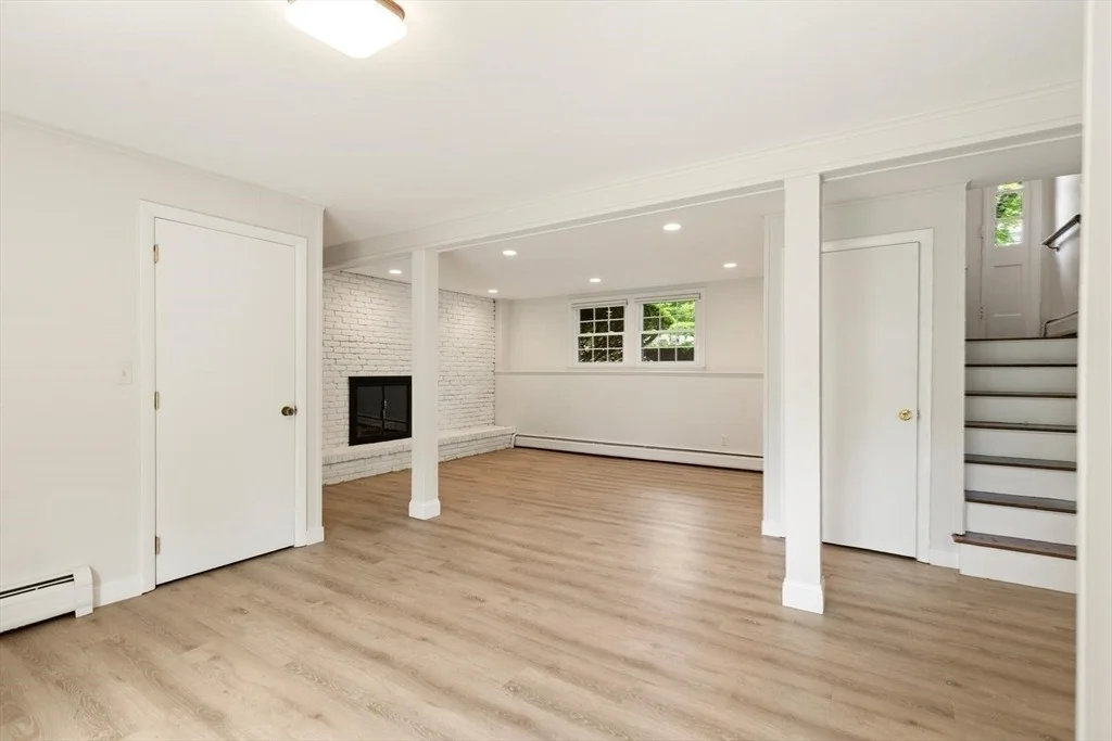 Photo of 1 Brackenbury Lane