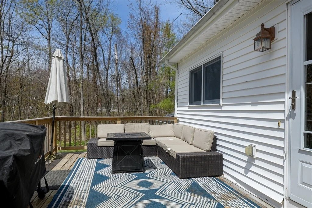 Photo of 42 Maple Ave