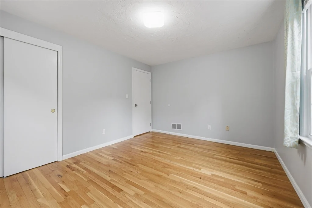 Photo of 6 Fox Hill Road