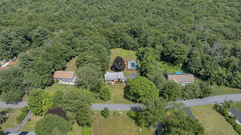 Photo of 27 Hillside Dr