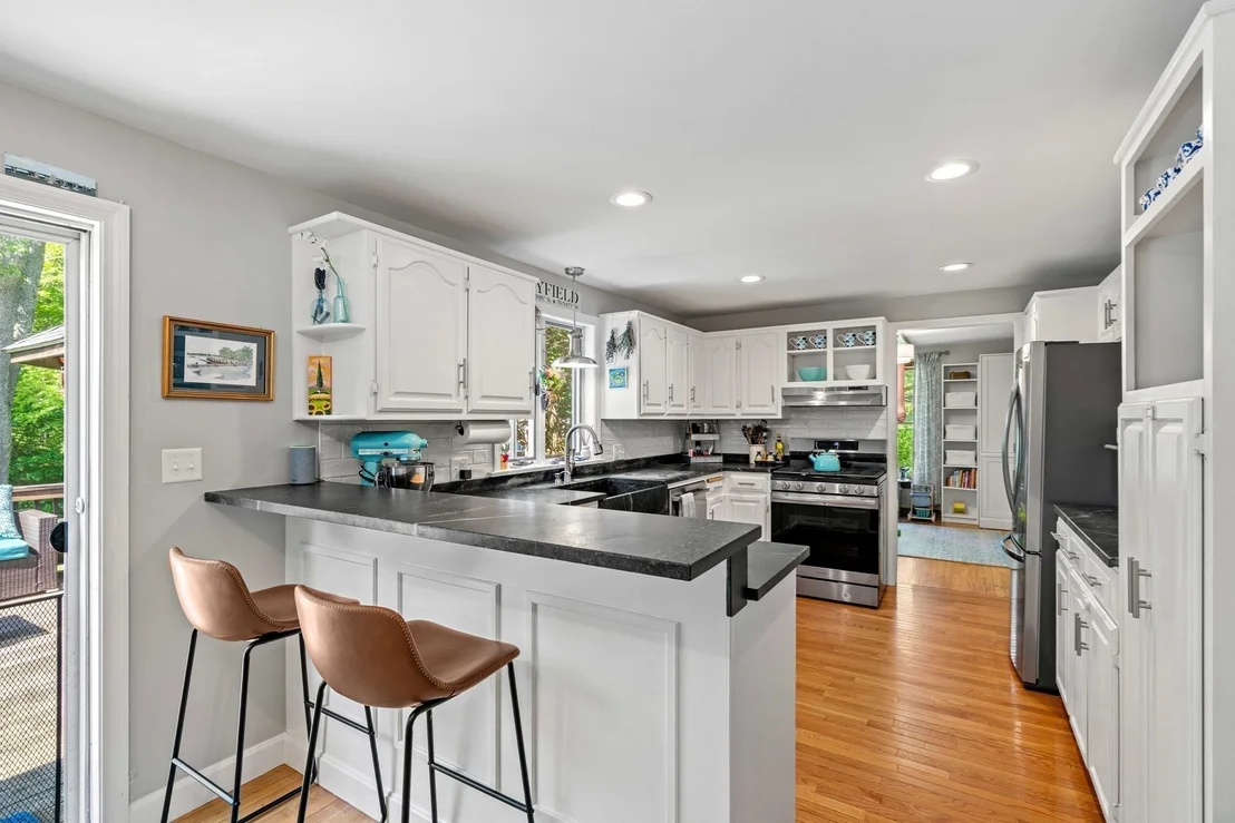 Photo of 102 Elm St