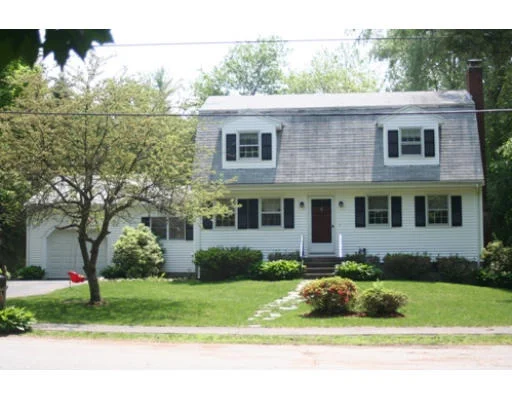 Photo of 21 Jeffrey Circle