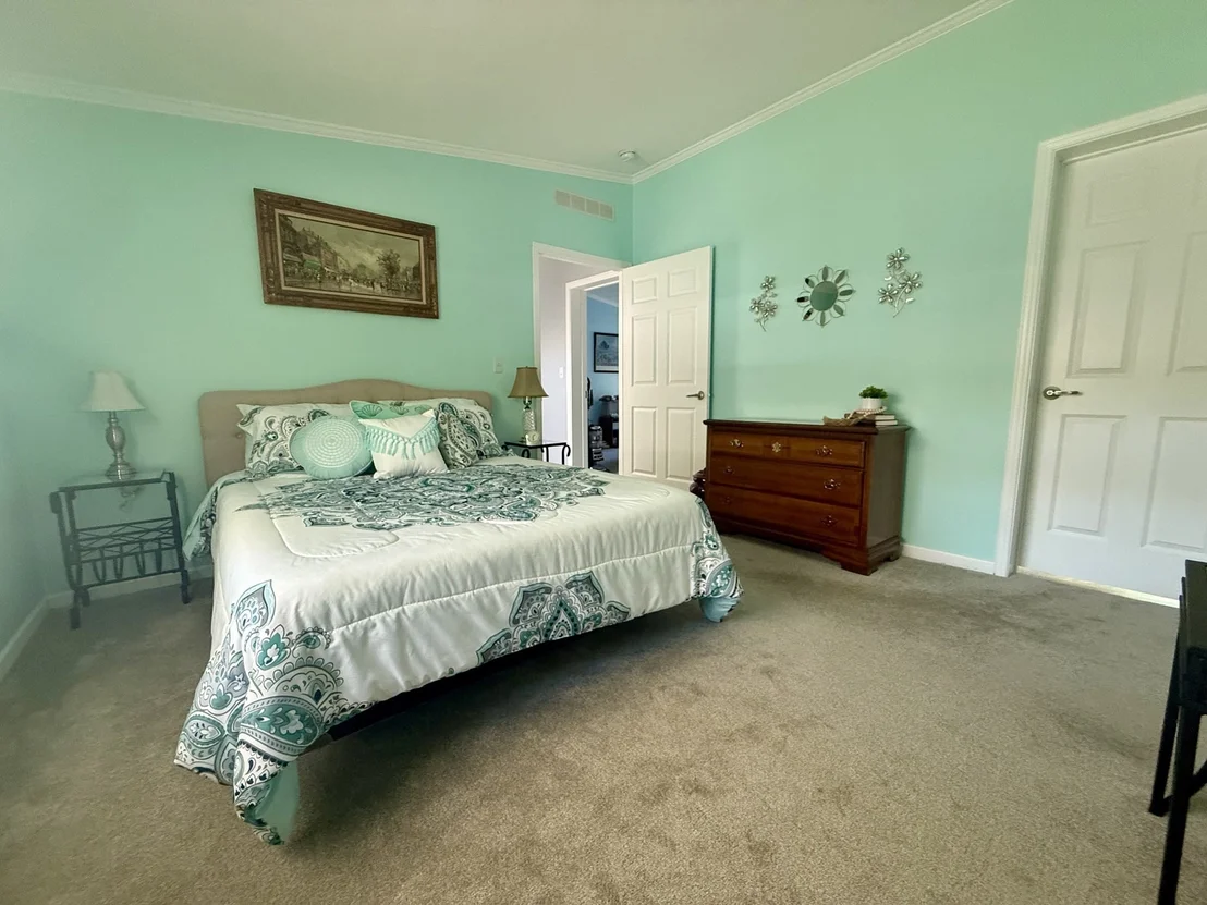 Photo of 156 Vineyard Drive