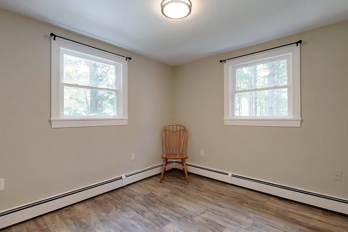 Photo of 135 Lowell Rd