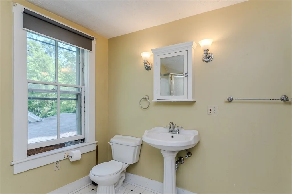 Photo of 52 Maple St