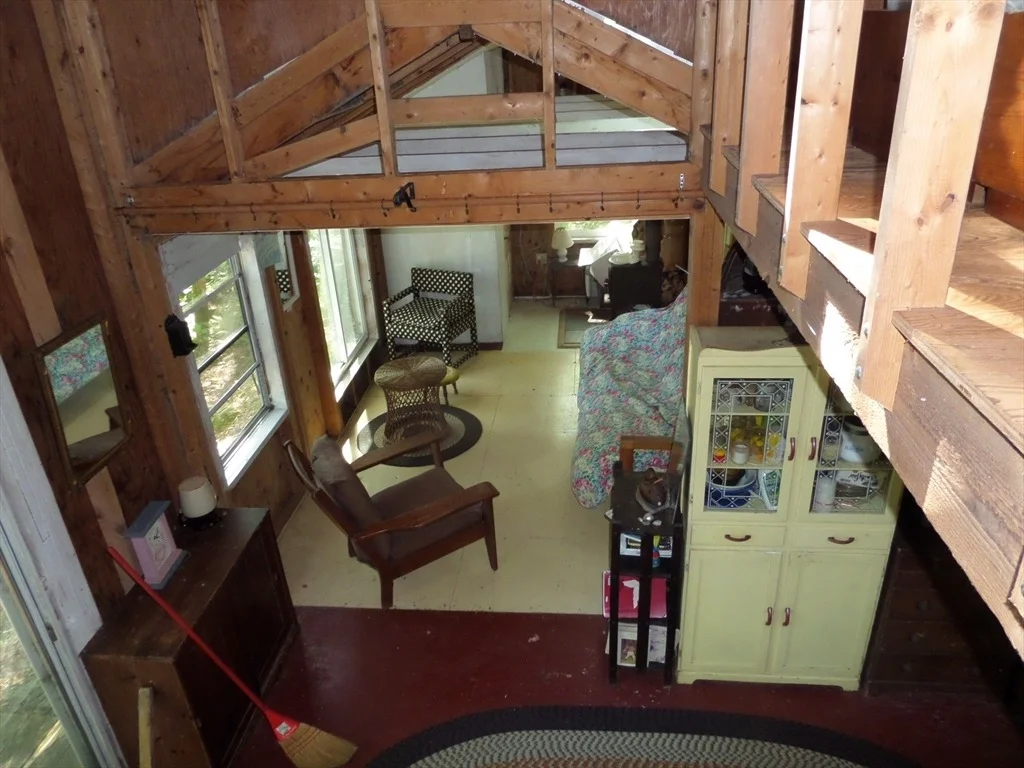 Photo of 155 River Rd