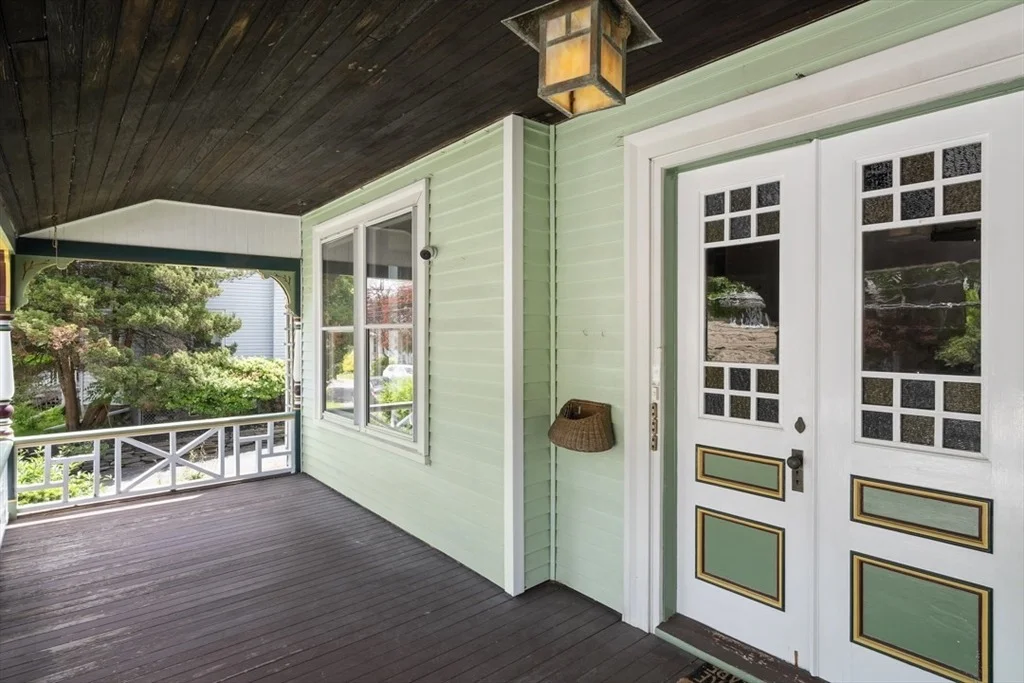 Photo of 20 Riverview Ave