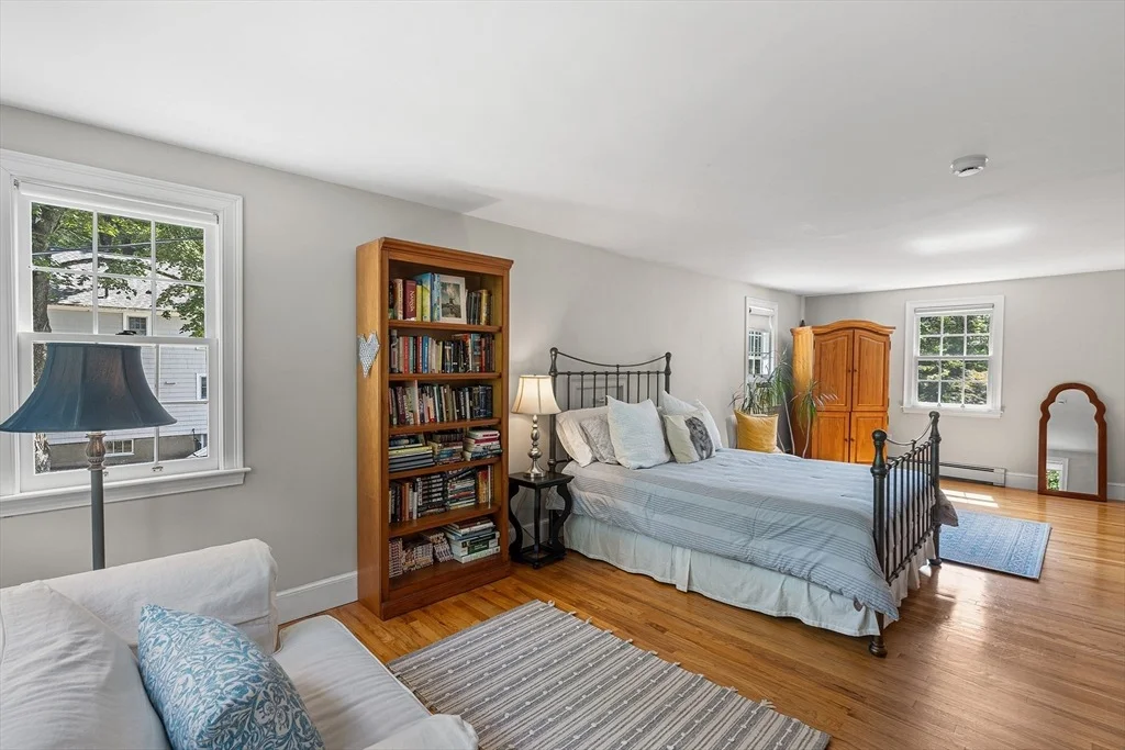 Photo of 4 Oakland Cir