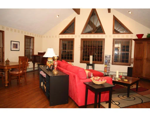 Photo of 70 Sheldon Rd