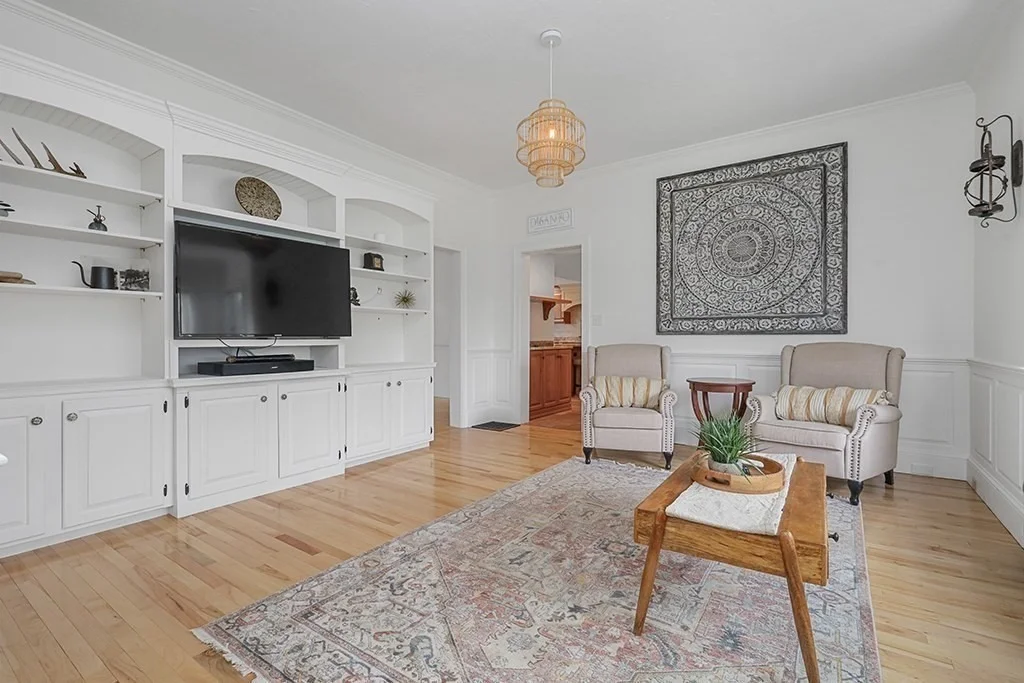 Photo of 20 Maple Ave