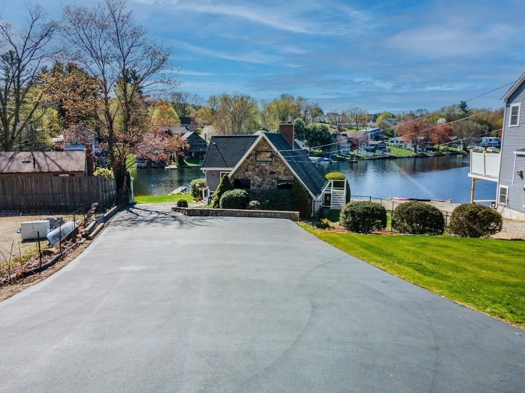 Photo of 171 Sunset Dr