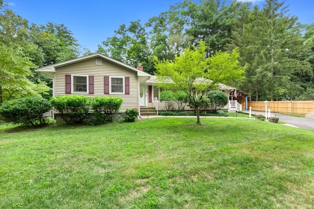 Photo of 55 Old Ferry Rd