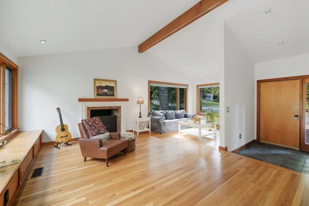 Photo of 54 Minot Rd