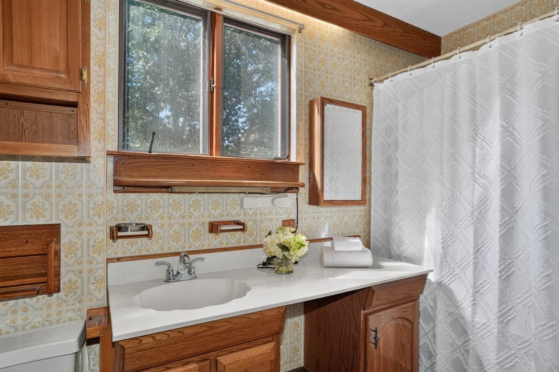 Photo of 1 Wakefield Avenue