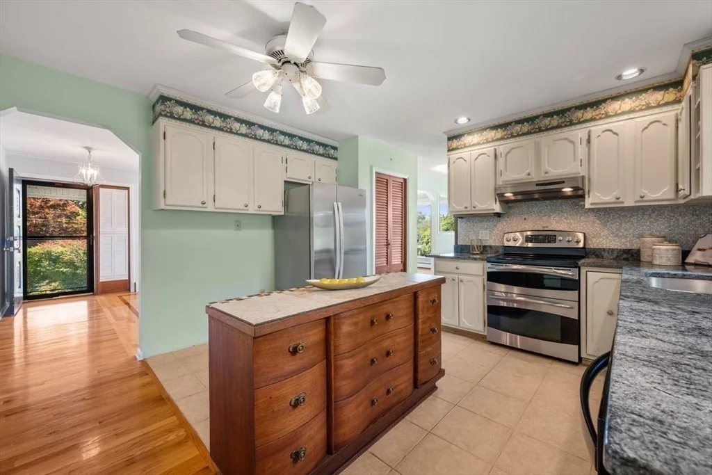Photo of 56 Meadowview Road