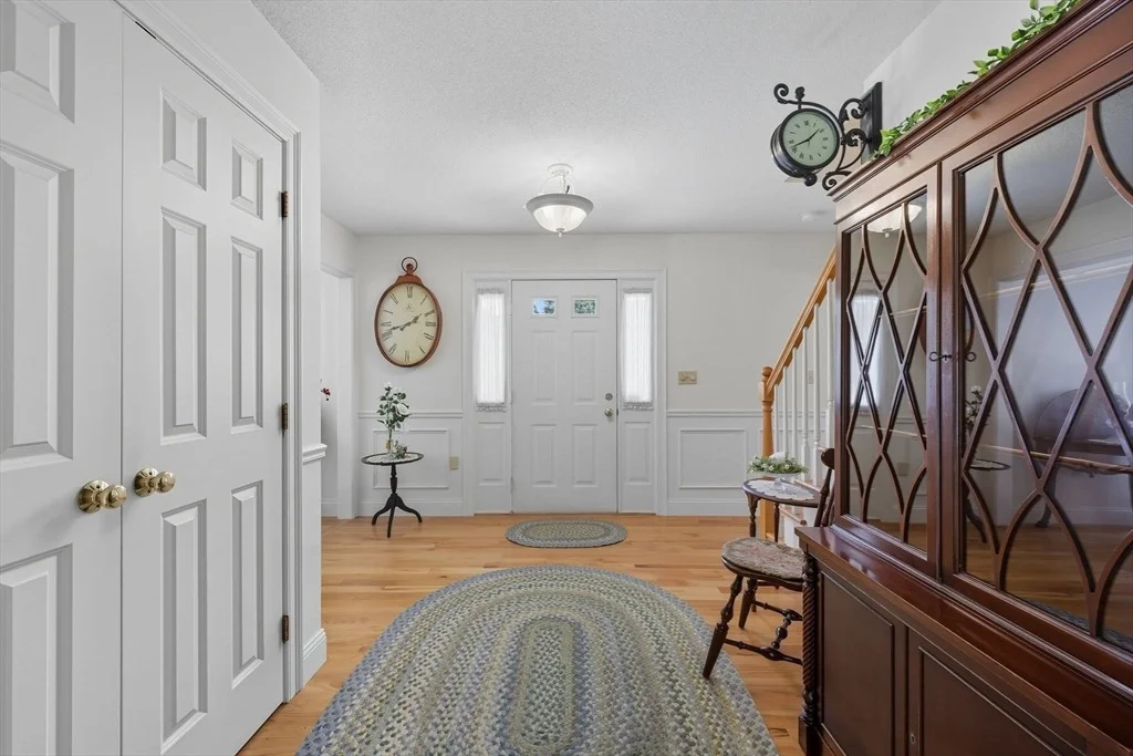 Photo of 20 Great Brook Dr