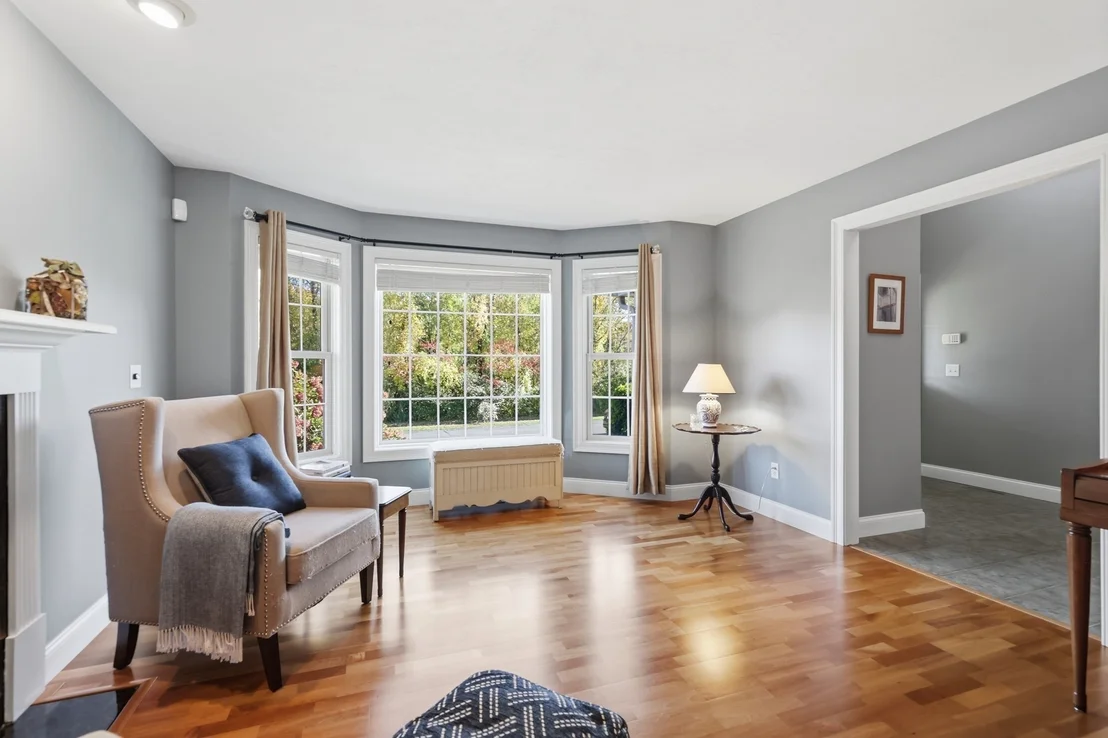 Photo of 7 Holly Cir