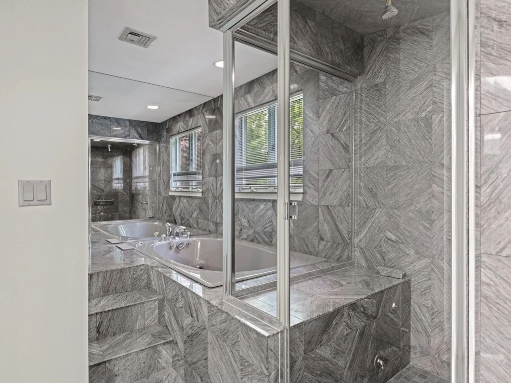 Photo of 22 Orsini Dr