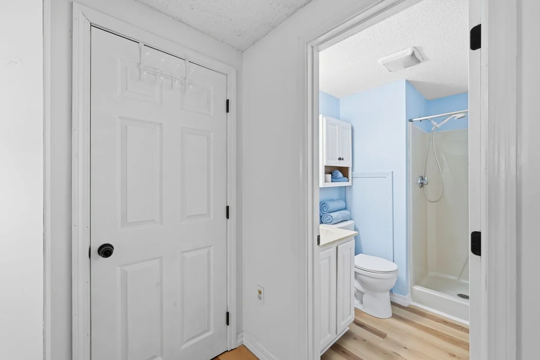 Photo of 380 Plumtree Rd