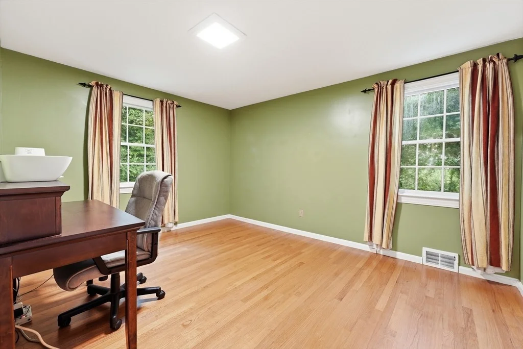 Photo of 29 Shady Side Dr