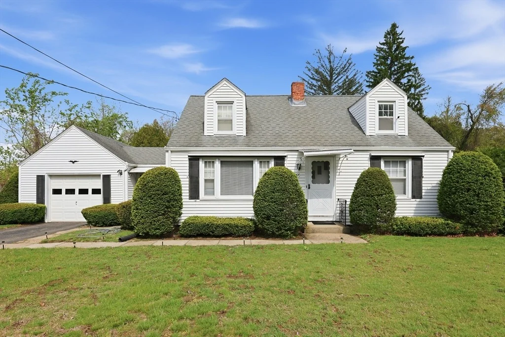 Photo of 55 River Rd